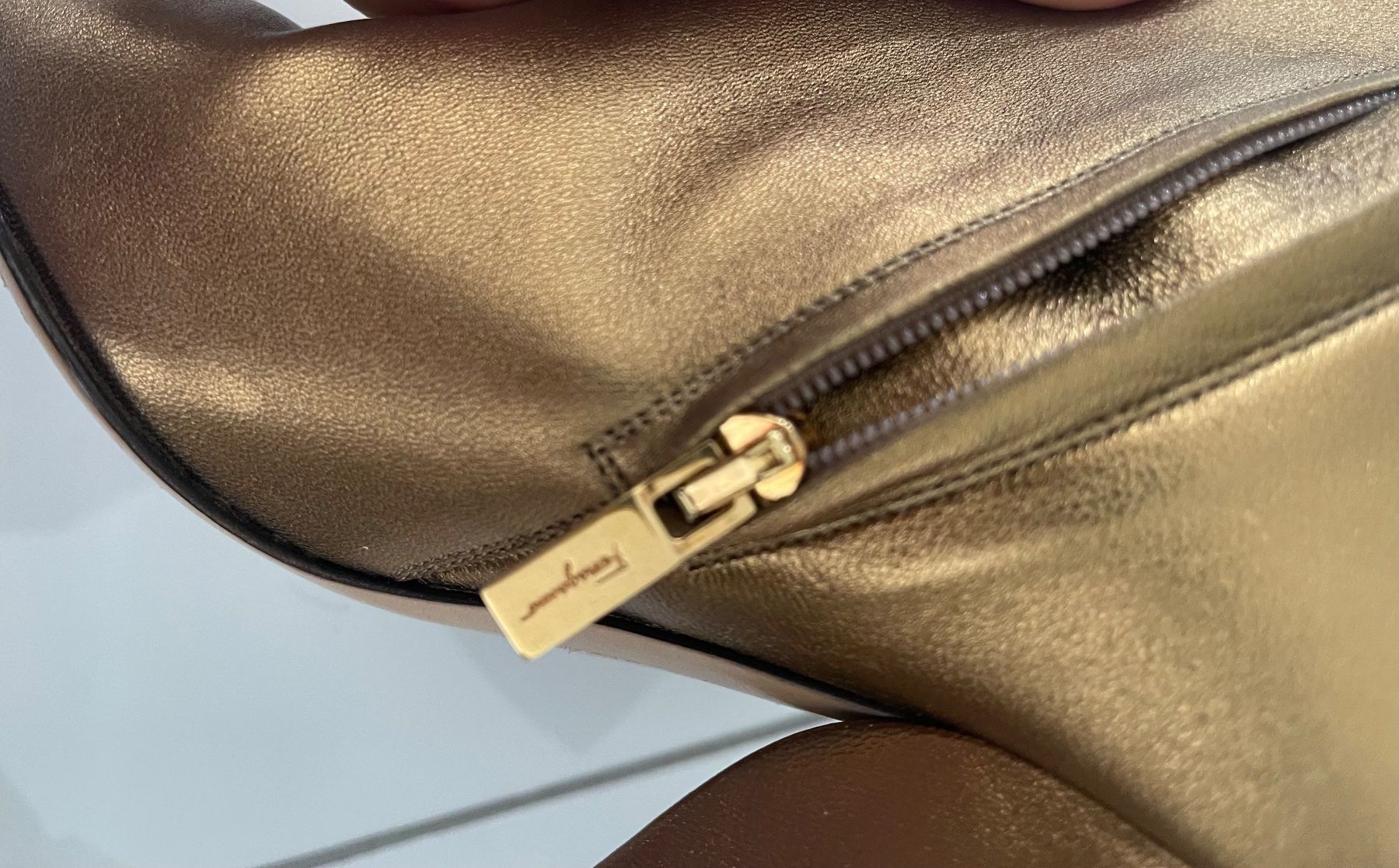 Salvatore Ferragamo Scarpe da donna: Original Ferragamo Halbstiefel, Gr 36 – Usato da Dättwil AG venduto da nika8810 1