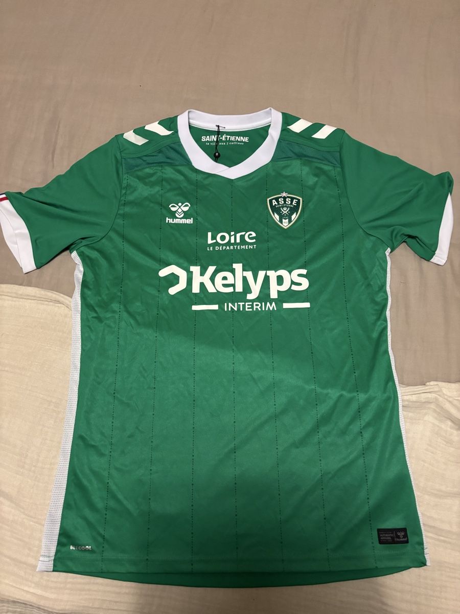 Hummel Canottiere & Pantaloni: Saint-Étienne maillot  – Usato da Le Grand-Saconnex venduto da focamix