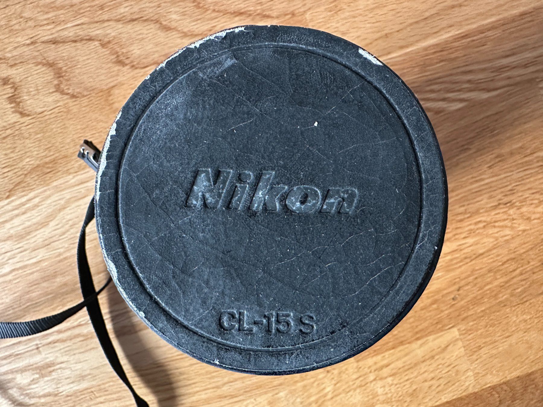 Nikon Fotocamera: Nikon CL-15S Hard Lens Case – Usato da Lausanne venduto da brixton 1