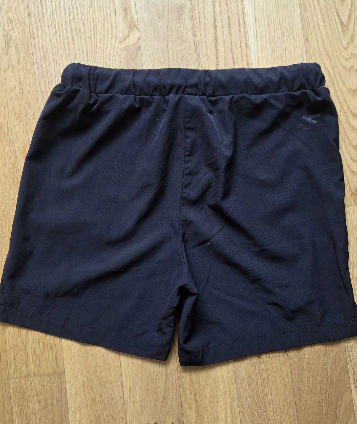 4F Hosen: Shorts – Neu (gemäss Beschreibung) aus Zug von opo_cy5d 1