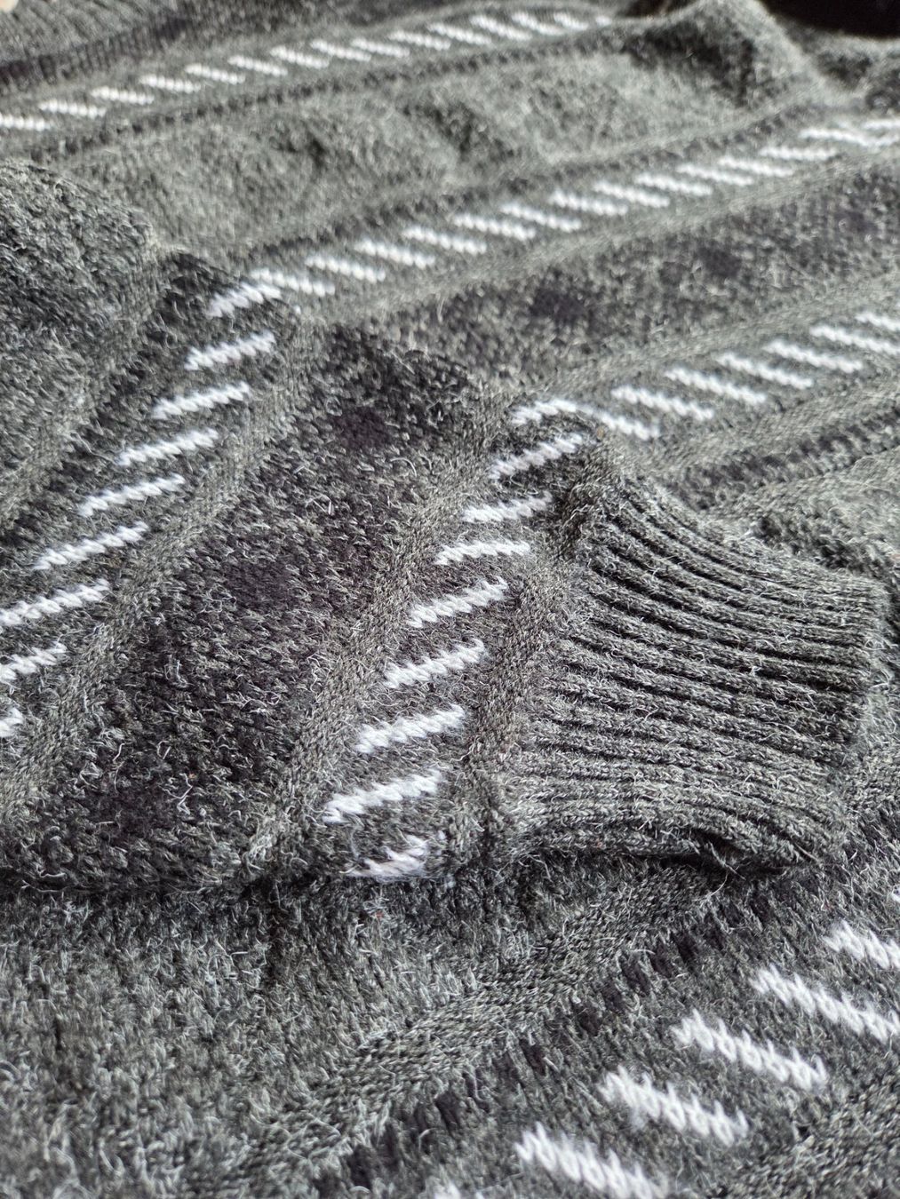 Pullover & Sweatshirts: Vintage Strickpullover - L/XL – Gebraucht aus Bern von SecondSpirit 3