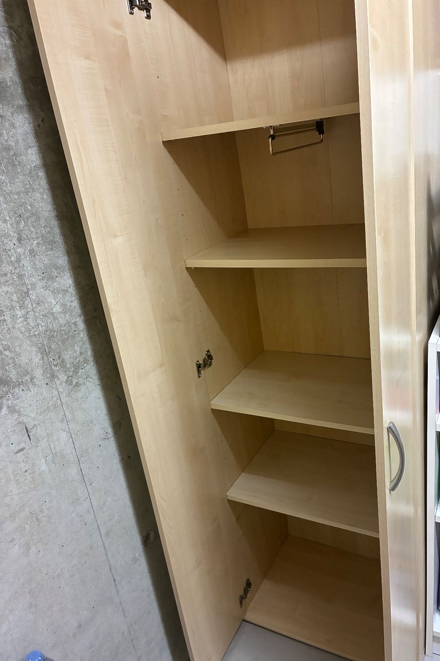Armadi: Schmaler Schrank mit Spiegel, helles Holz – Usato da Baar venduto da Johan016 1