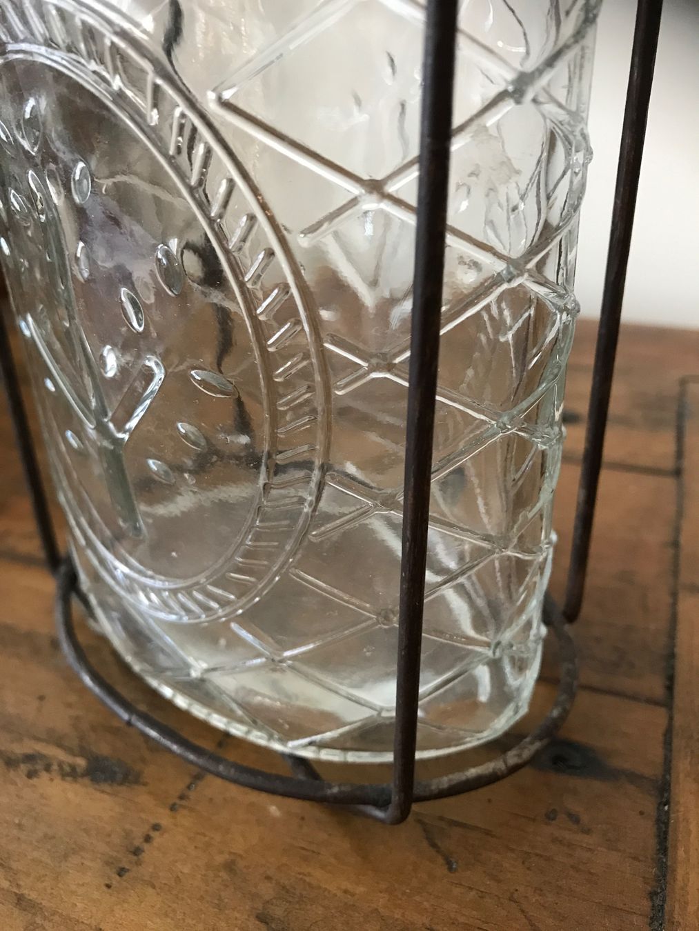 Vasen & Gefässe: Vase aus Glas in Matallständer – Gebraucht aus Rapperswil SG von cosiba01 2