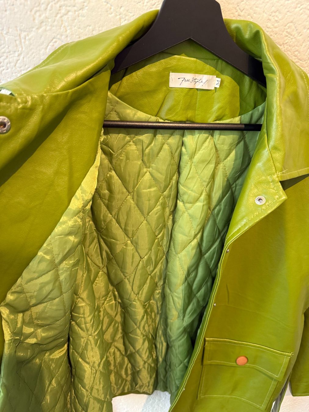 Giacche: Green leather jacket – Usato da St. Gallen venduto da trxcy 5