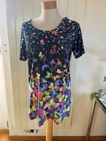 Tunika / T- Shirt / Schmetterlinge / Gr. 38