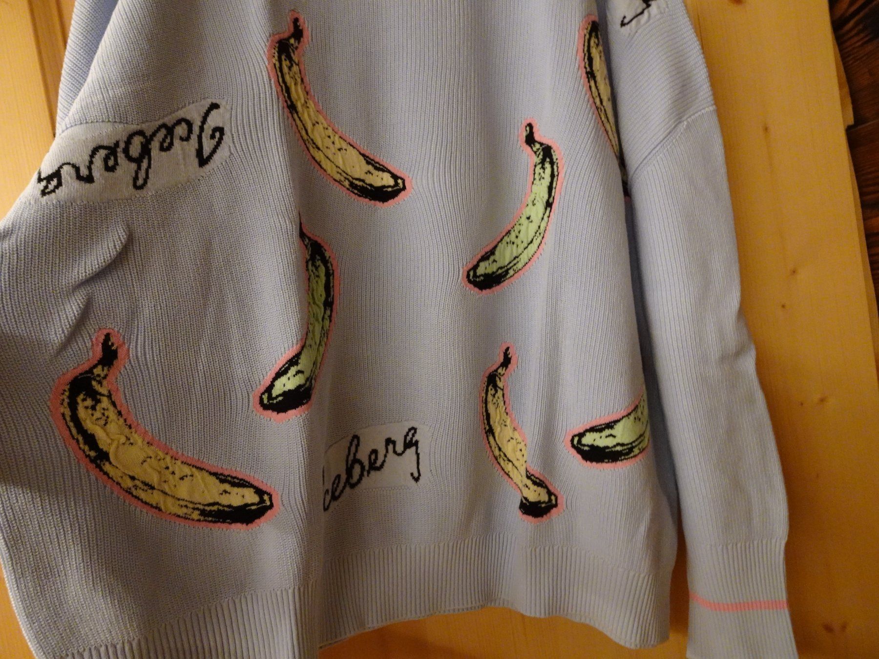 Iceberg Maglioni & Felpe: ICEBERG Strickpulli hellblau Bananen Gr. L - 426254 – Usato da Küssnacht am Rigi venduto da Good4Deckeli 2