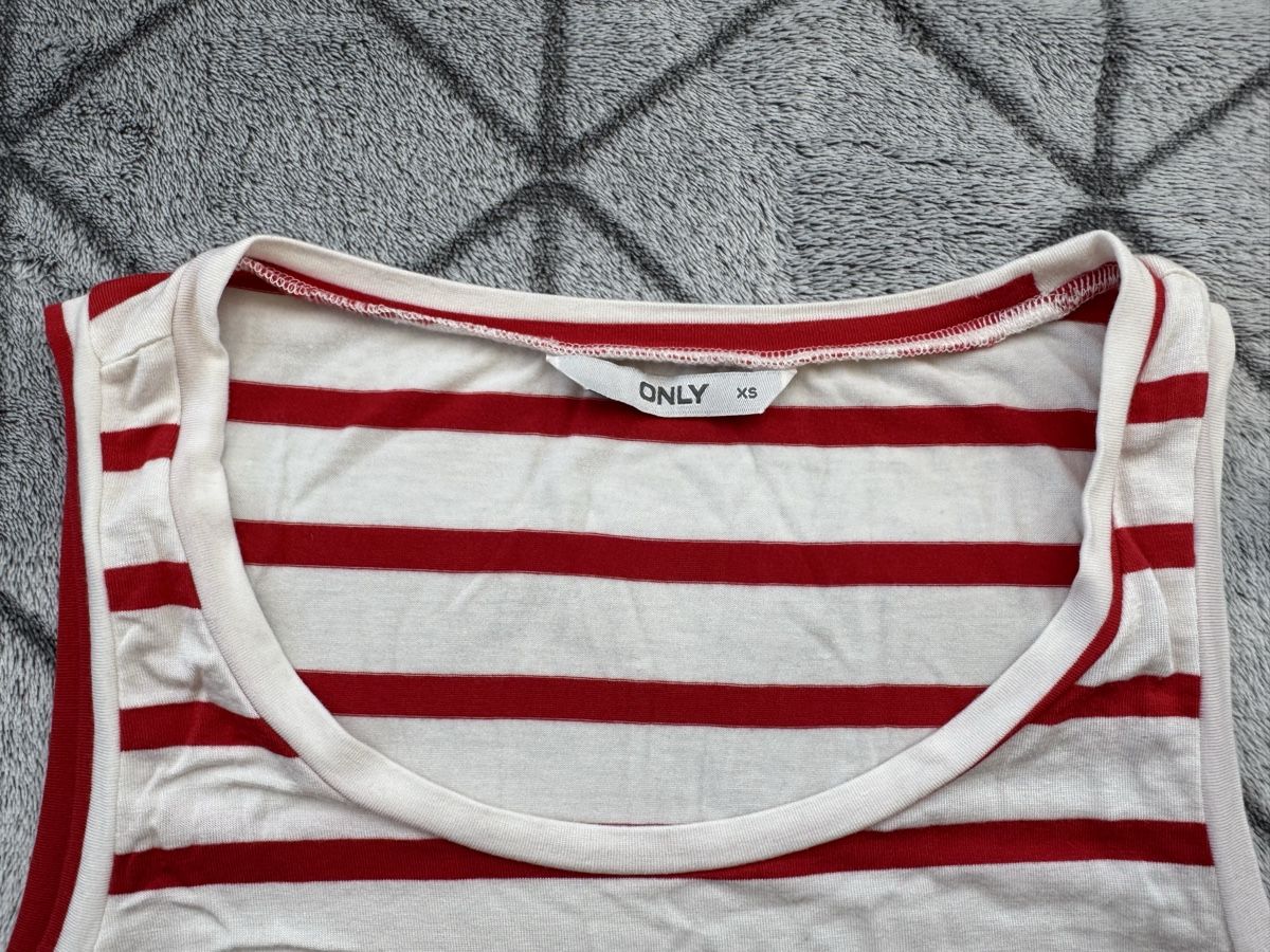 Only Top: Basic Top von Only in Gr XS – Nuovo (secondo la descrizione) da Rüti ZH venduto da Ella96 3