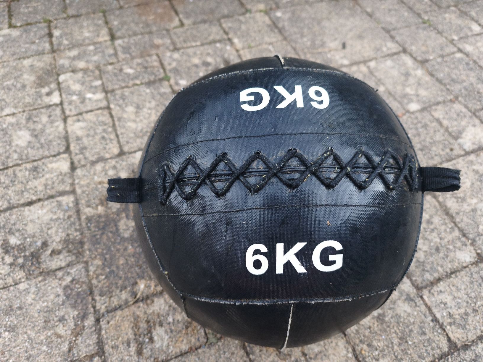 Palloni: Medizinball 6kg – Usato da Gontenschwil venduto da Jeepli1970