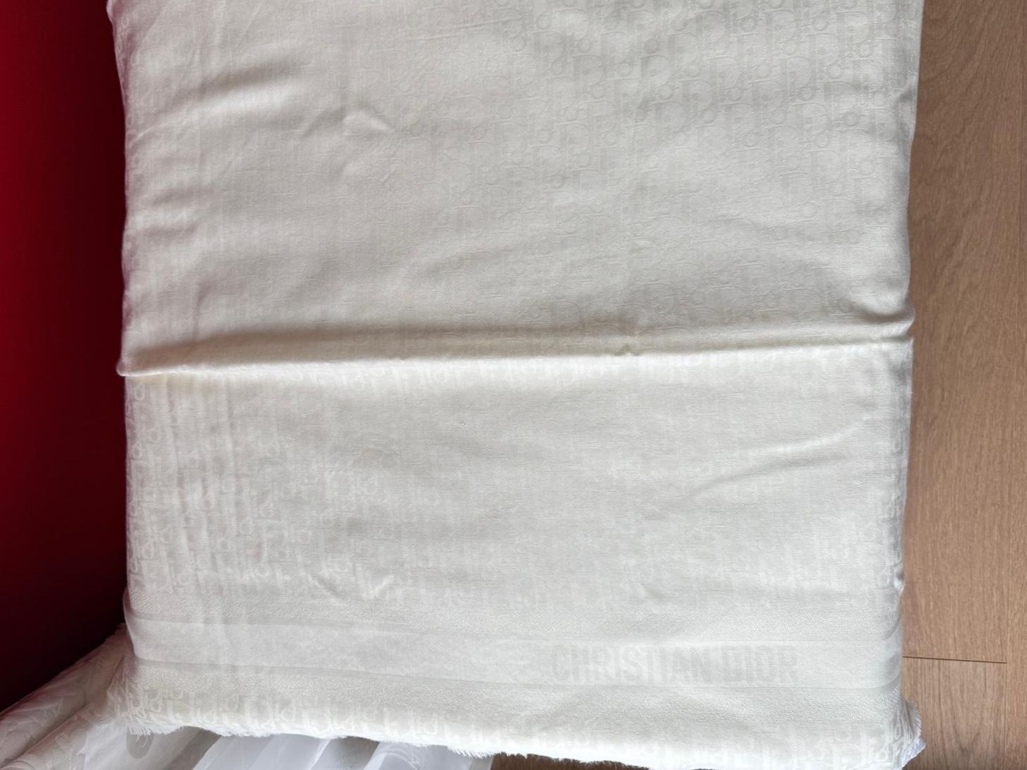 Dior Foulard & Sciarpe: Dior Schal schimmernd beige – Usato da Oberarth venduto da SSS. 5