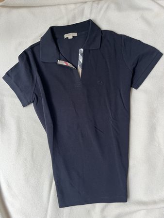 Schöne Burberry Polo Shirt für den Sommer, Grösse L neuwerti