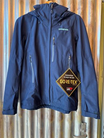 Patagonia Damen Regenjacke Gr. S NEU