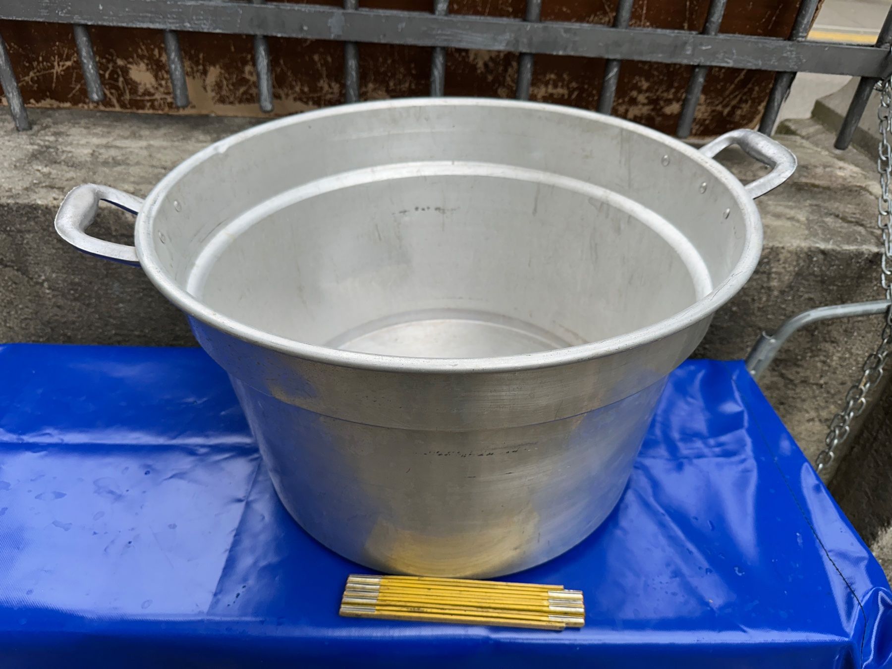 Pentole: Metalltopf ca. 75Liter !  Alukessel Gartengefäss – Usato da Zürich venduto da atlantis77