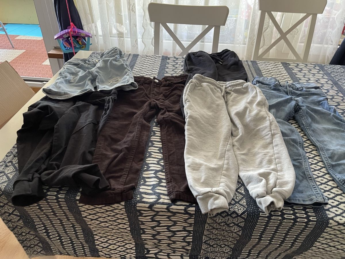 Lotti & Set di vestiti: Kinderkleidung Paket Jungen Grösse 110 – Usato da Trimbach venduto da rut_h9vk 3
