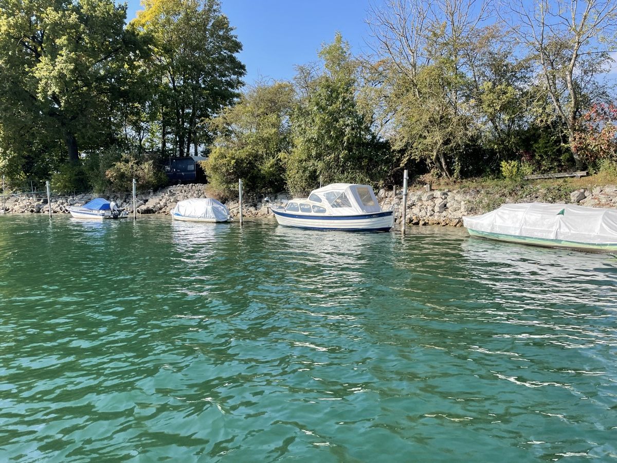 Boote: Liegeplatz – Gebraucht aus Biberist von Guggersuur