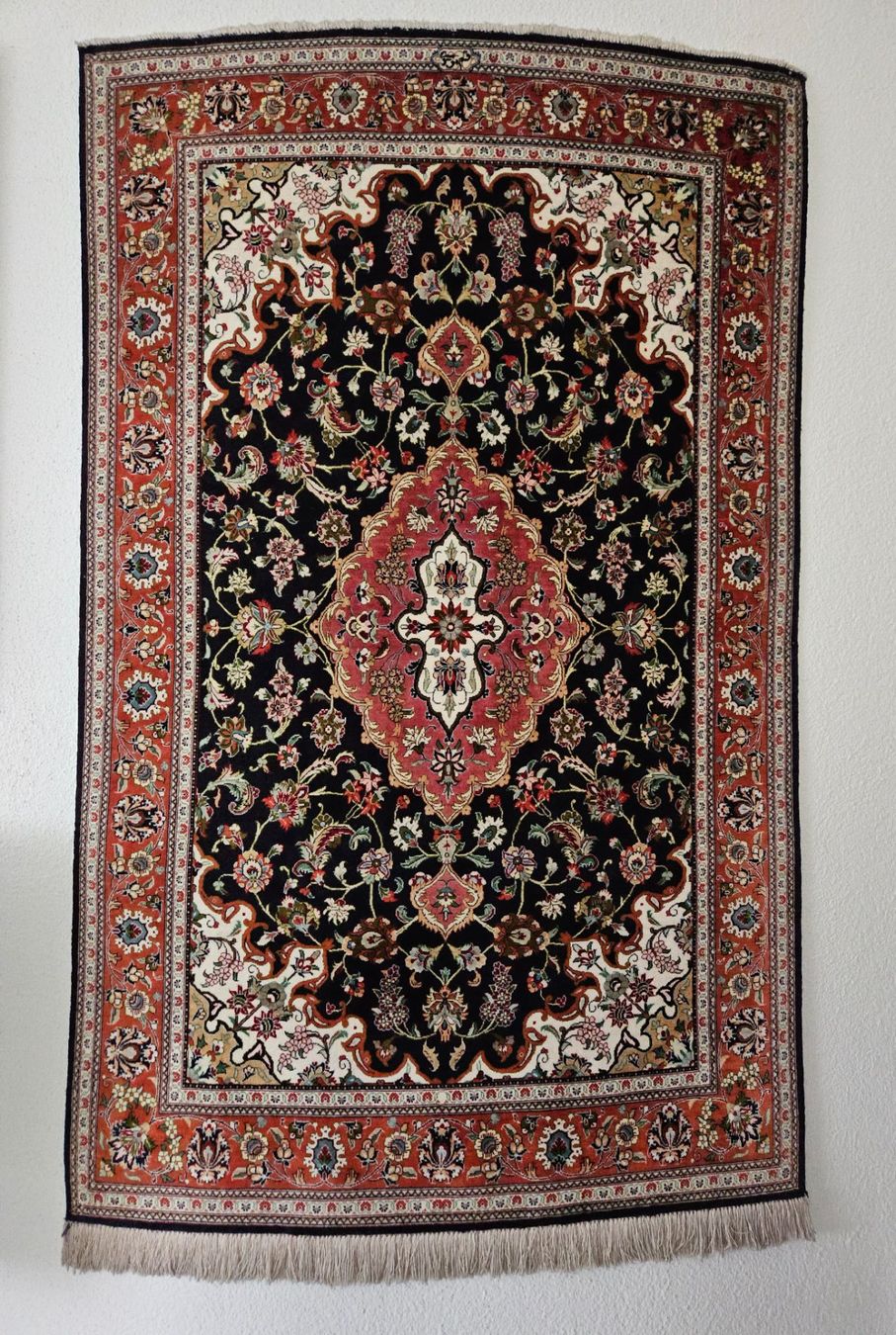 Tappeti: Ghom Seidenteppich – Usato da Unterkulm venduto da Beljasch