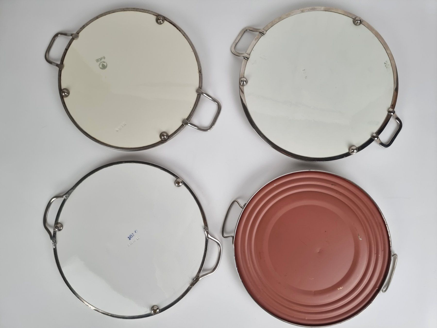 Geschirrsets: Tabletts Set à 4 Stück – Gebraucht aus Urtenen-Schönbühl von Restwert_Schoenbuehl 1