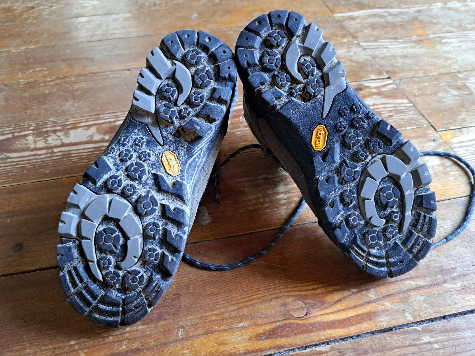 Everest Schuhe für Jungen: Everest Wanderschuhe Gr.35 – Gebraucht aus Winterthur von Zuffel 2