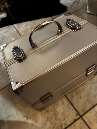 Kosmetik Koffer Aluminium ausklappbar top zustand