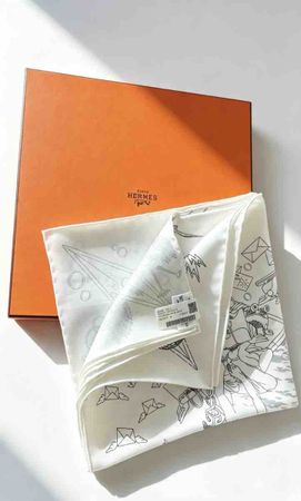 CARRÉ HERMÈS « HERMÈS FLAGSHIP » – NEUF
