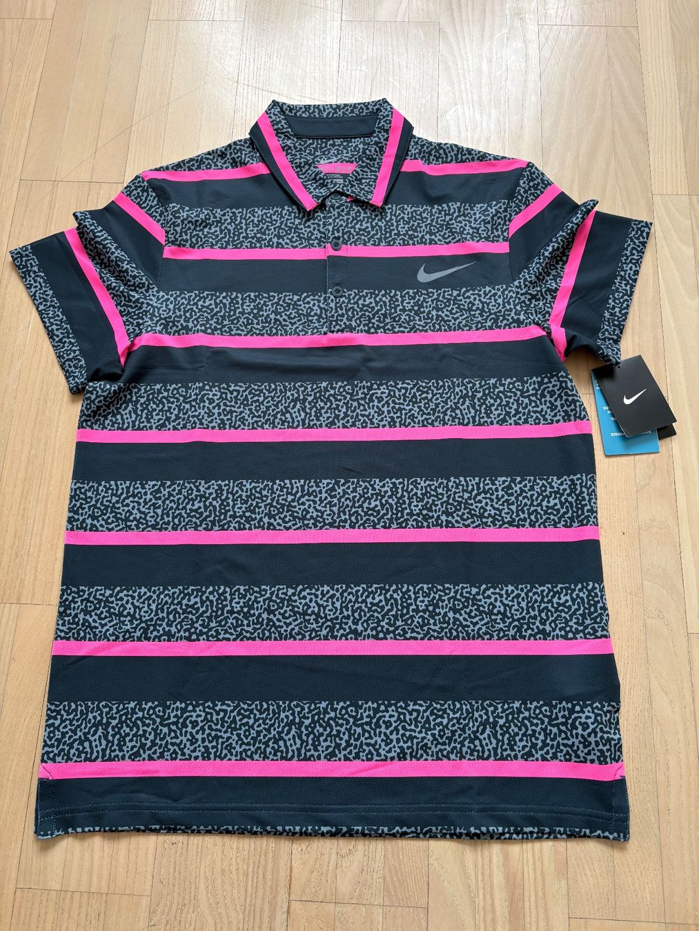 Nike T-shirt: Nike Dri-Fit Shirt/ NEU – Nuovo e nell'imballaggio originale da Oberengstringen venduto da Marling