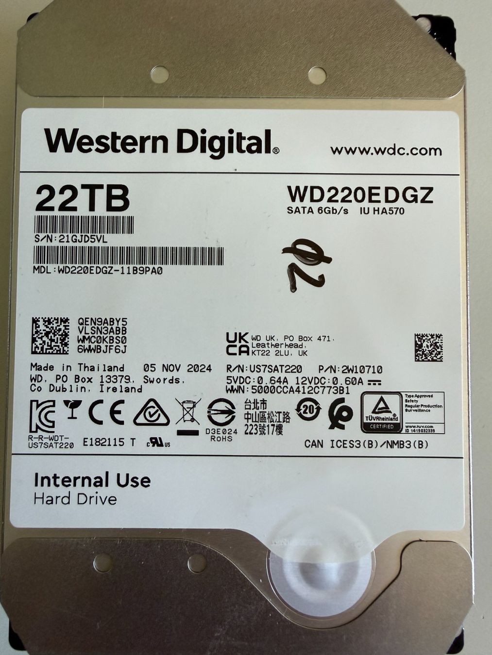 Western Digital Dischi rigidi: Harddisk Festplatte 3,5" WD mit 22TB – Nuovo (secondo la descrizione) da Wallisellen venduto da yas_fy7j