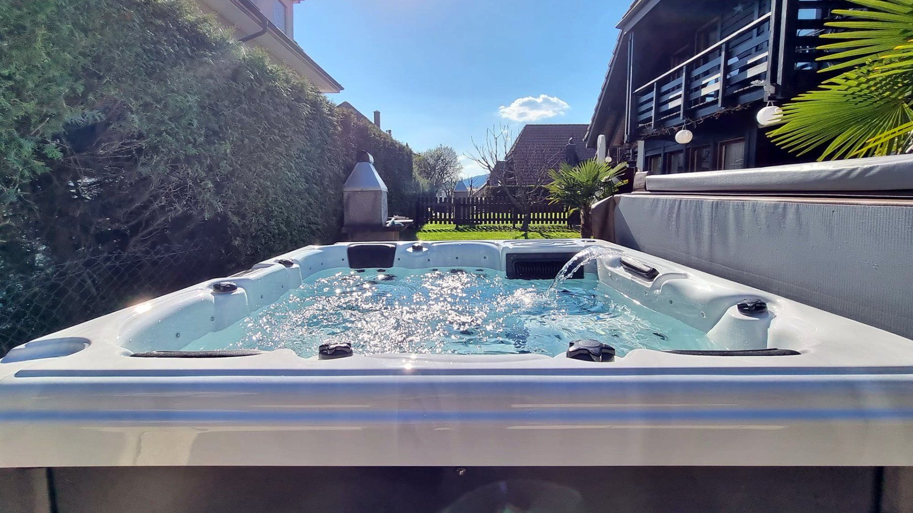 Whirlpool: Outdoor Whirlpool Stingray 6610 – Usato da Grenchen venduto da Wellnesspools 3