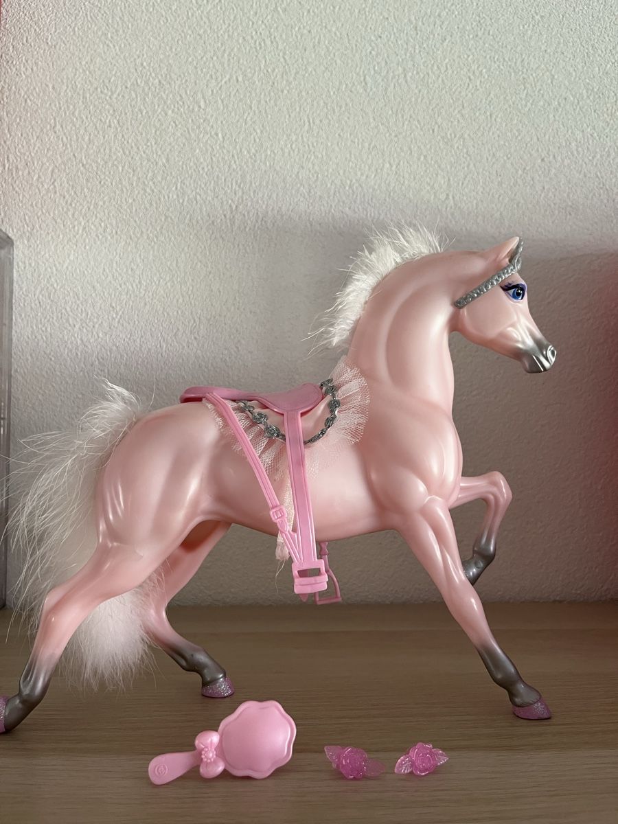 Jouets: Barbie Pferd Marzipan - Nutcracker – D'occasion à Ormalingen par alma81
