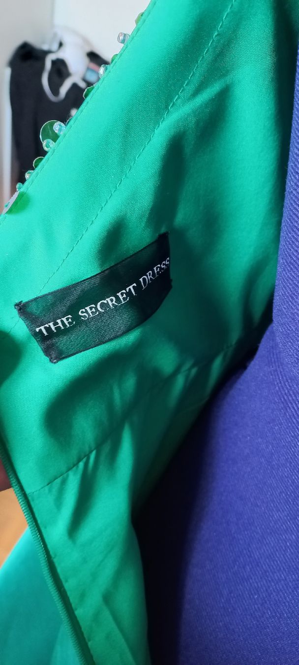 Vestiti: Abendkleid in dubkelgrün Gr 38 – Nuovo (secondo la descrizione) da Flawil venduto da nimyqu 3