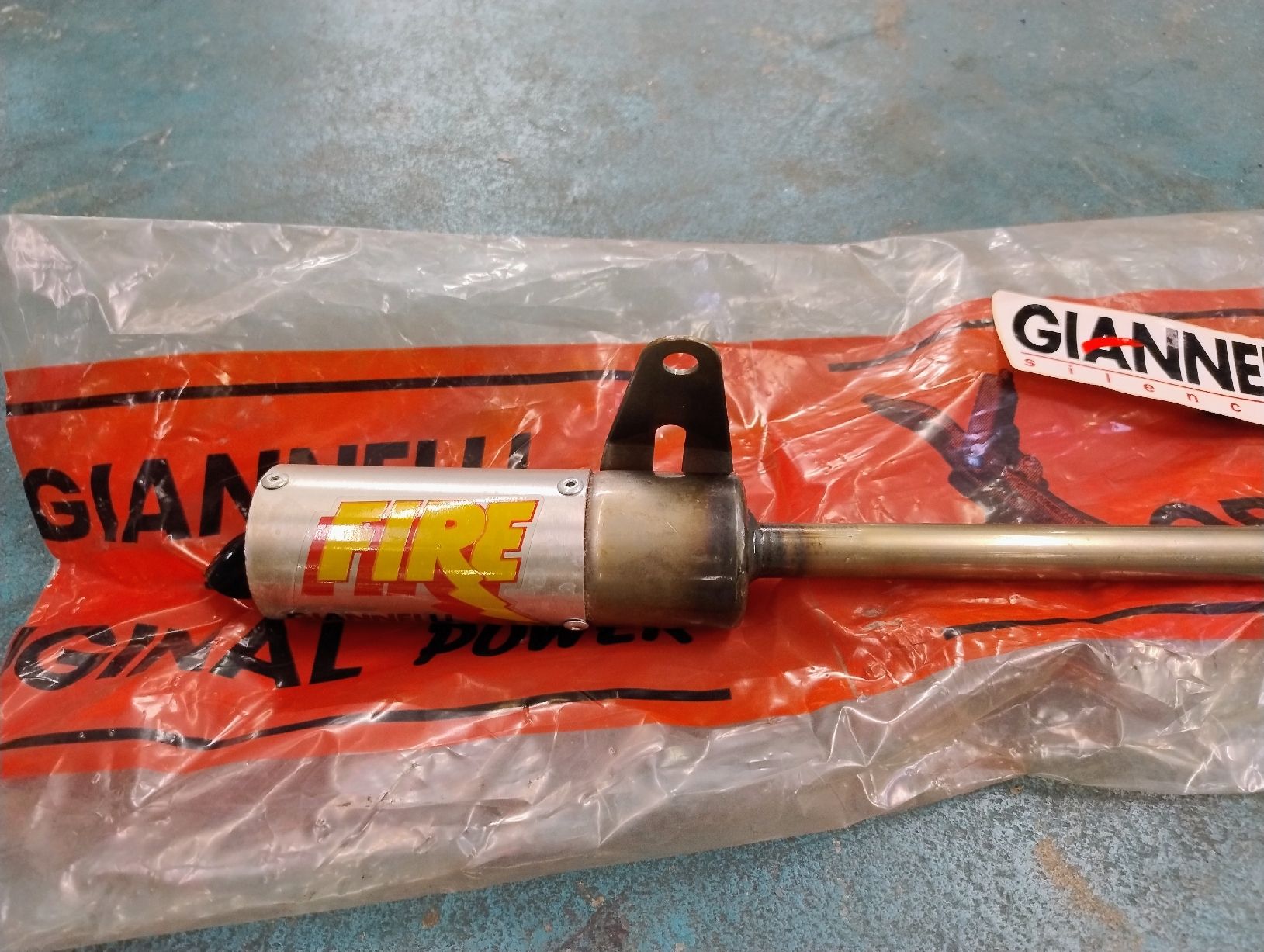 Piaggio Mofas: Piaggio Si Rennauspuff  – Neu und originalverpackt aus Däniken SO von sumsumbmw 1
