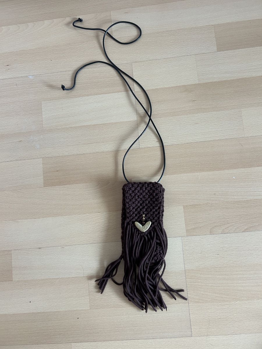 Taschen für Damen:     Handgemachte Handytasche mit Lederband – Boho Stil – Neu (gemäss Beschreibung) aus Neuhausen von pro_9g72 1