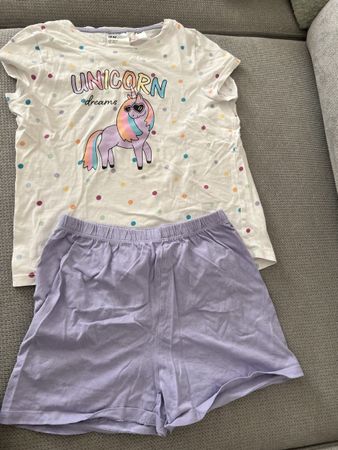 Pyjama Grösse 122/128