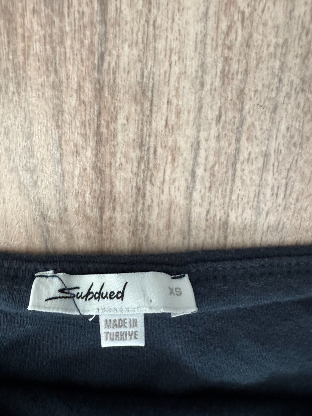 Top: Oberteil SUBDUED Gr. XS dunkelblau – Usato da Bonstetten venduto da VCLS 1