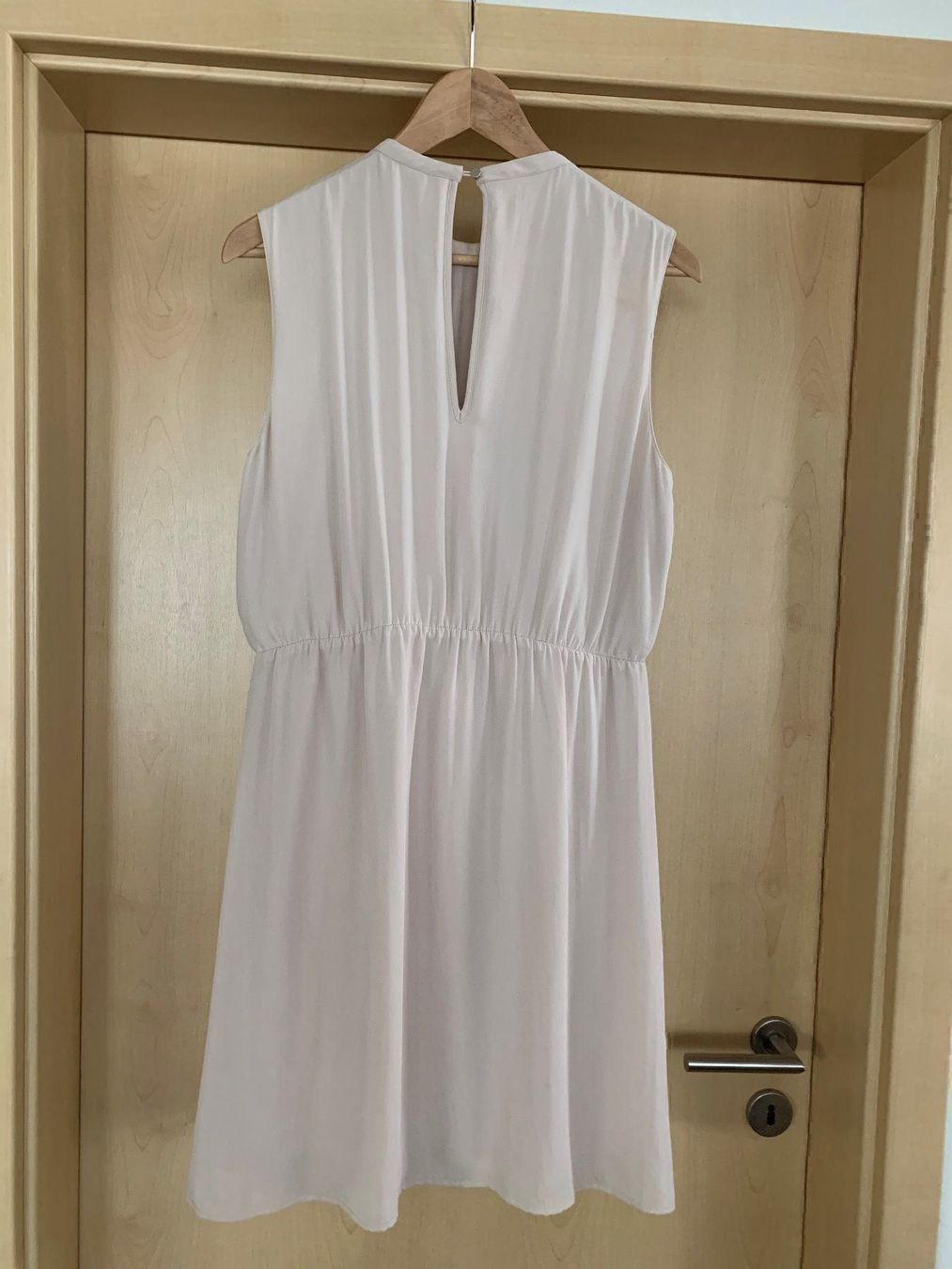 Vestiti: Damenkleid Farbe: beige Gr.42 – Nuovo (secondo la descrizione) da Azmoos venduto da Verwir64 1