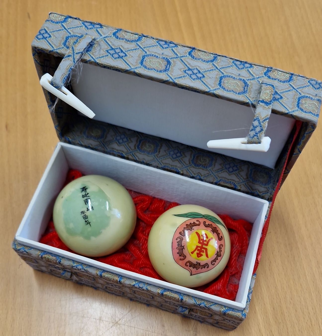 Chinesische Baoding Kugeln mit Klang mit Etui (Neu (gemäss Beschreibung ...