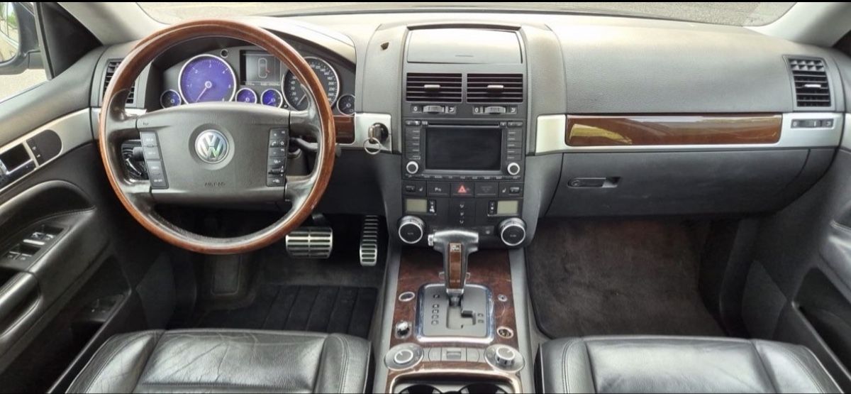 VW Autos: VW Touareg 5.0 V10 EXPORT – Defekt aus Kloten von sze_wb99 9