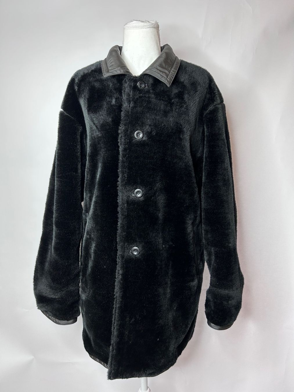 Mango Cappotti: wendbarer Vintage Mantel – Usato da St. Gallen venduto da look-twice
