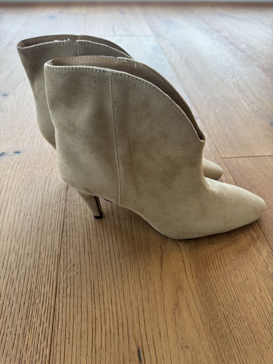 H&M Scarpe da donna: H&M Boots Stiefeletten in Beige Gr. 38 – Nuovo (secondo la descrizione) da Altendorf venduto da PiaLang 1