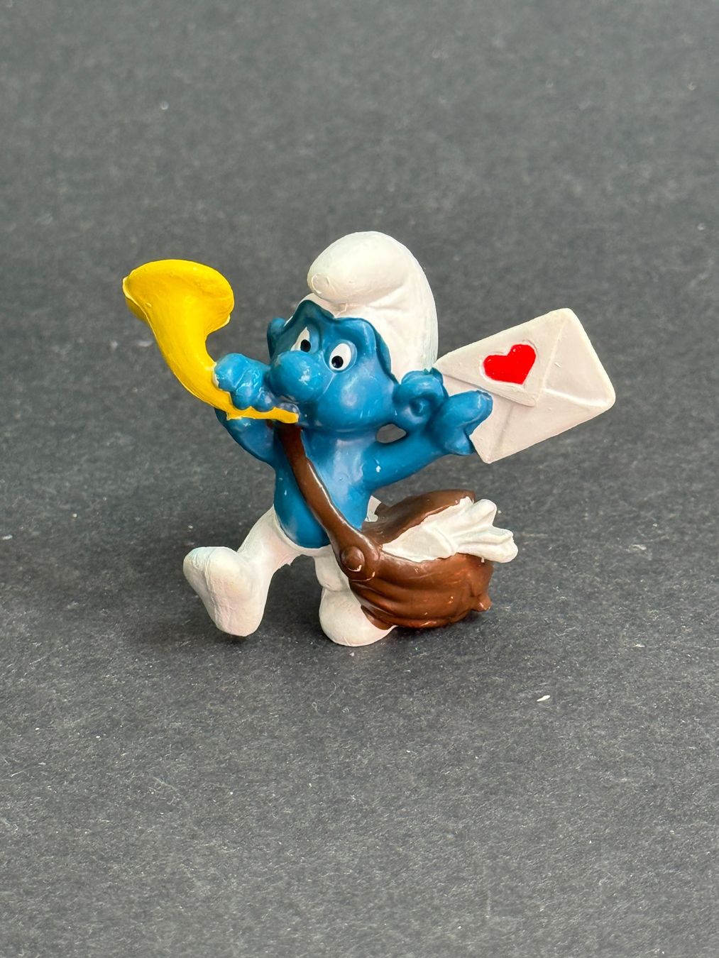 Schleich Statuette: Schlumpf Peyo Briefträger Postbote – Usato da Ennetbaden venduto da mapa05