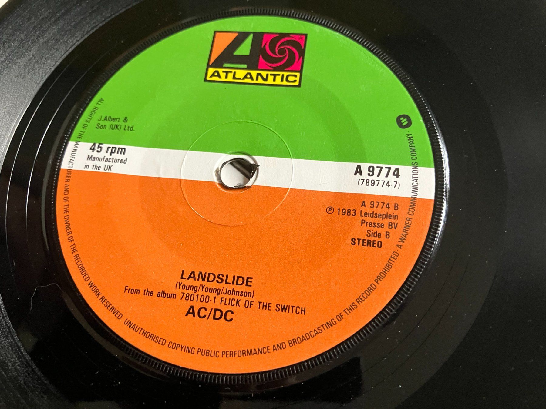 Dischi in vinile: AC/DC – Usato da Aarwangen venduto da Jukebox3 6