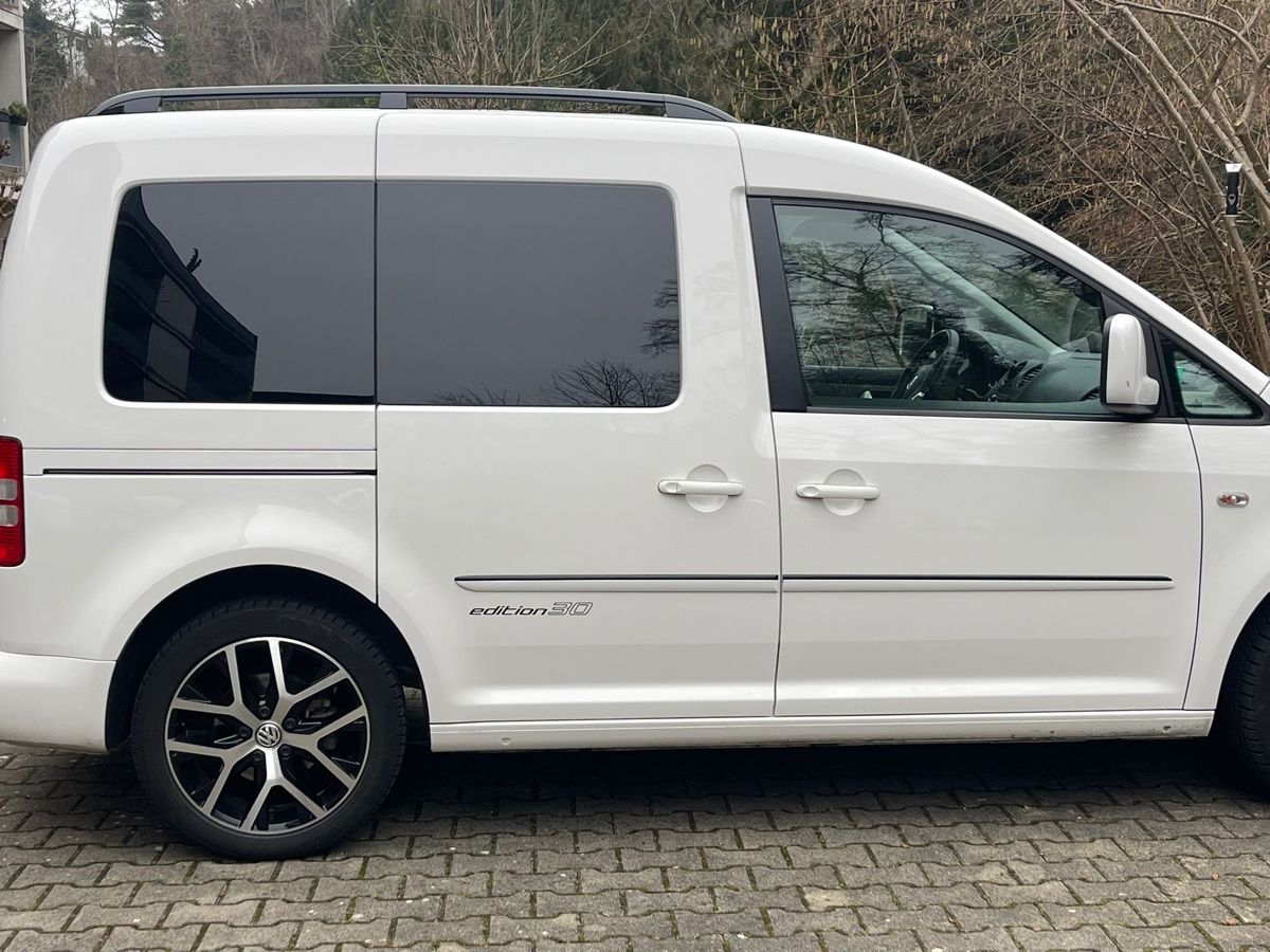 VW Autos: VW Caddy Edition 30 – D'occasion à Altendorf par rob93mos 5