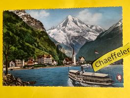 Flüelen am Vierwaldstättersee mit Bristenstock