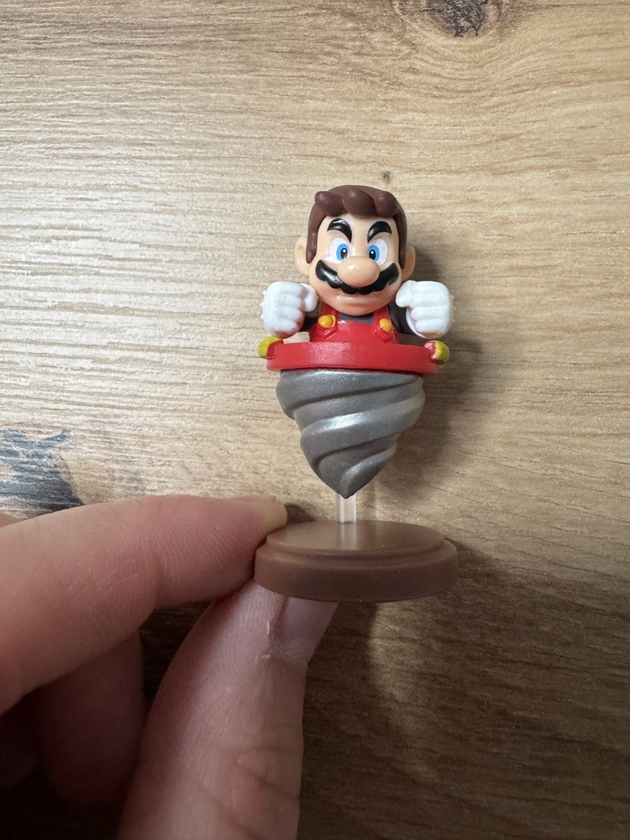Nintendo Statuette: Nintendo Mario Tornado Figur - Top Zustand  – Usato da Biberist venduto da etesummer
