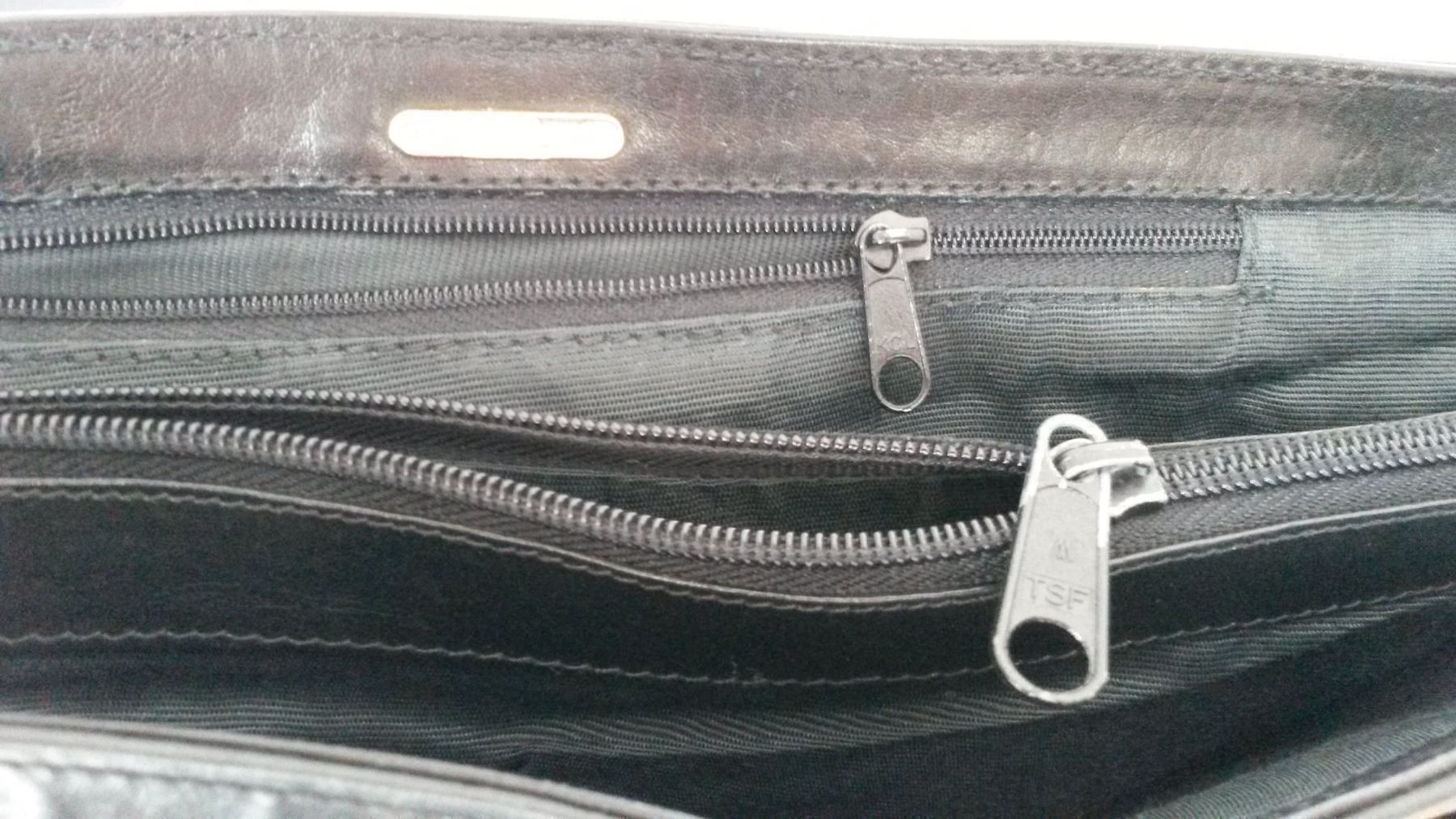 Taschen für Damen: Umhängetasche / Überschlagstasche Damen – Gebraucht aus Embrach von Baronessa76 3
