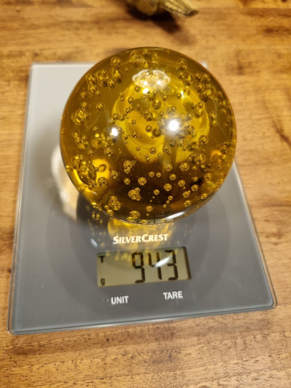 Tutte le decorazioni: Vintage Briefbeschwerer Glaskugel Bernstein 943 g – Usato da Scharnachtal venduto da devin03 3