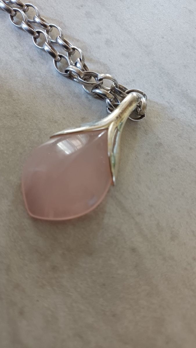 Catenine: Lange Kette mit Anhänger – Usato da Flawil venduto da Naphtali 1