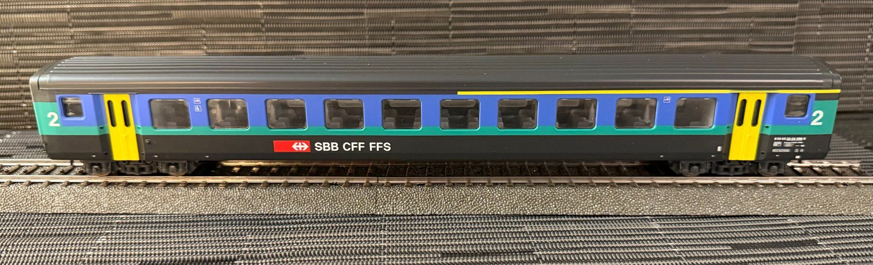 Roco Modellini di ferrovie: Roco H0 SBB EW II Interregio Prototyp, Top Zustand – Nuovo (secondo la descrizione) da Wallisellen venduto da rfl_w2tj 1