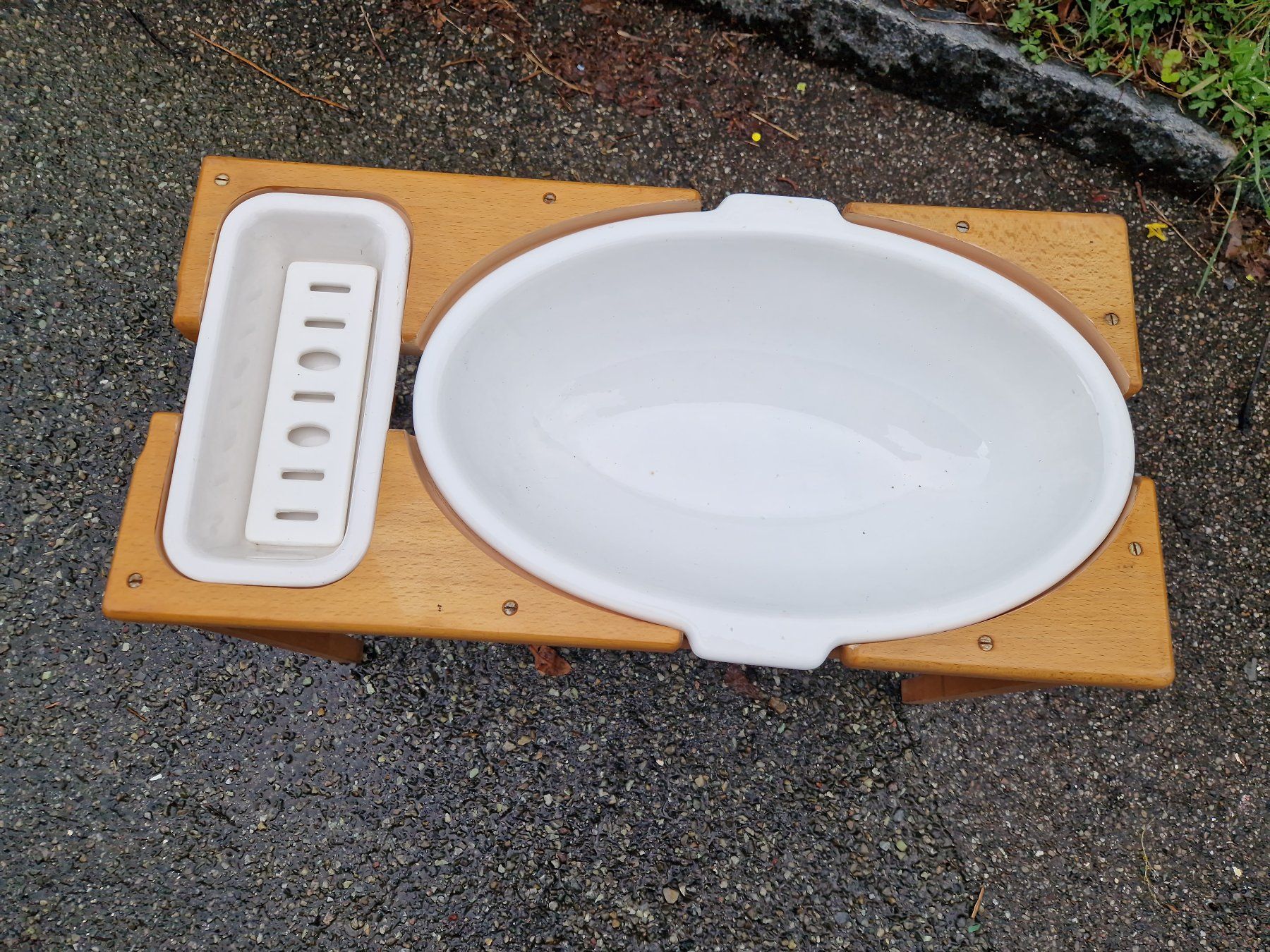 Mobili per bagno: Anitker Waschtisch mit Wasserschale und Seifenschale – Usato da Therwil venduto da Matz01 1