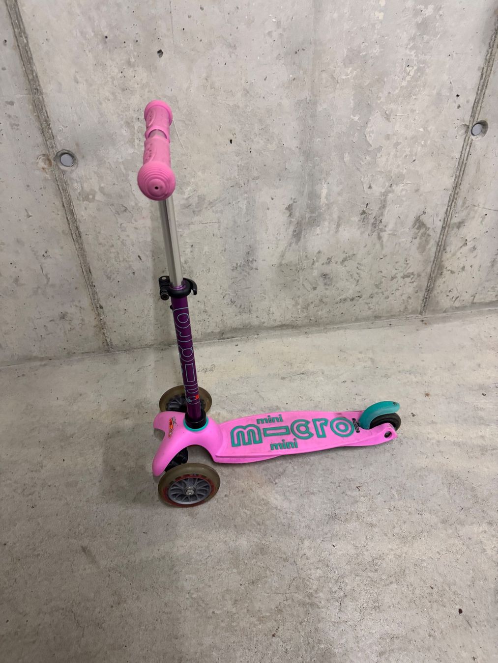 Micro Veicoli per bambini: Mini Micro Kids Scooter – Usato da Rheinfelden venduto da MLTB