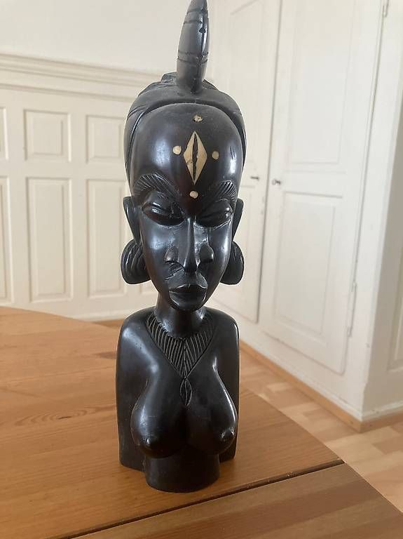 Sculture & Statue: African bust 1960s – Usato da Zürich venduto da nos_2msr