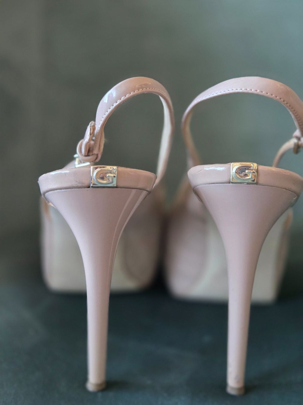 Guess Damenschuhe: GUESS nude Slingpumps Gr. 38 – Gebraucht aus Emmen von GrabandGo 1